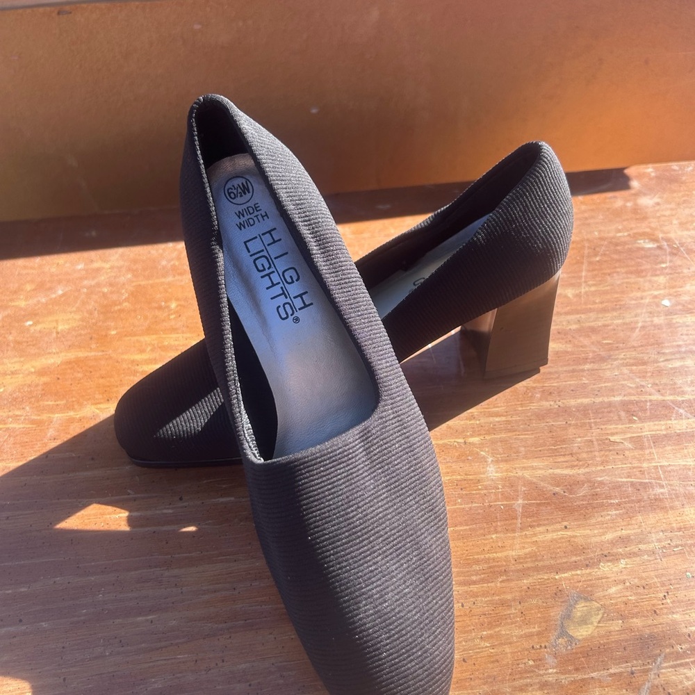 Black Block Heel Pumps - Women's Wide Width